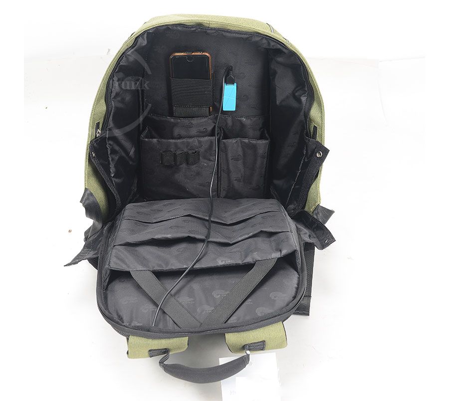 Solar Backpack HW852