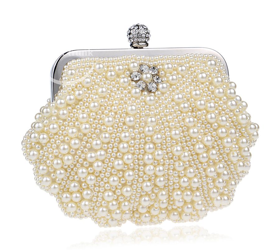 Manual Pearl Clutch Bag 02