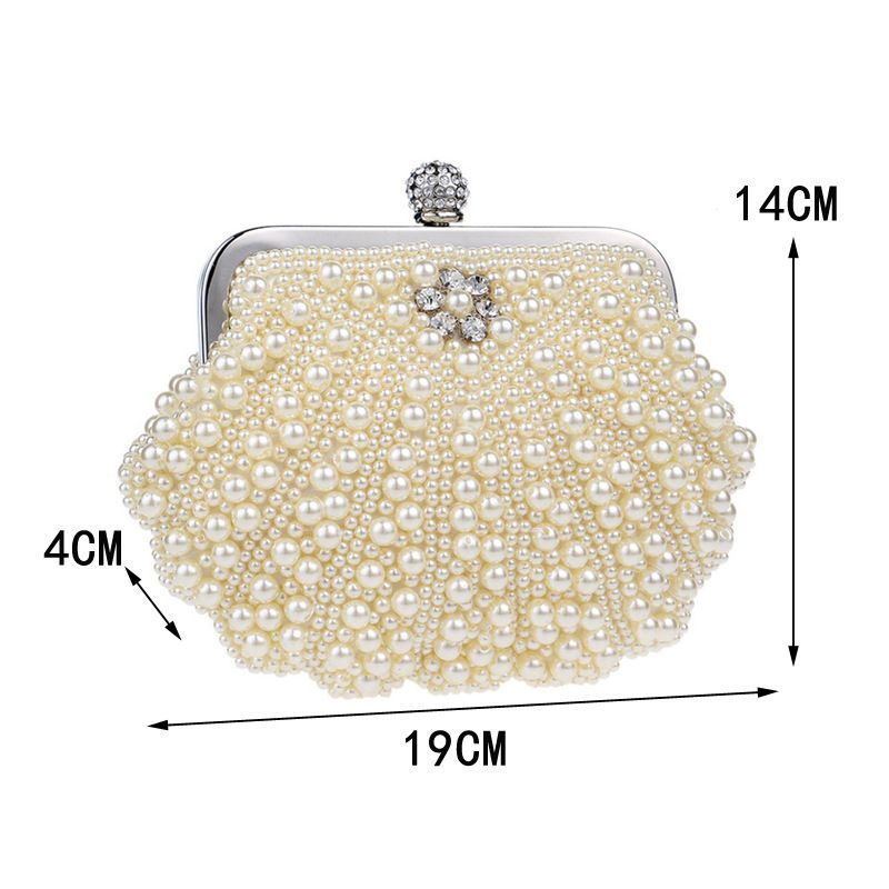 Manual Pearl Clutch Bag 02